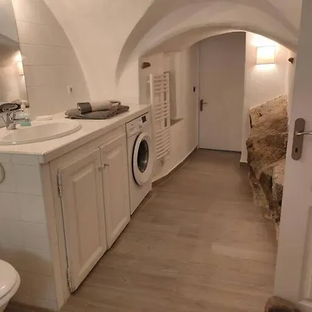 Les Voutes De Pascaline, Vue Sur Mer Et Montagne Apartman *