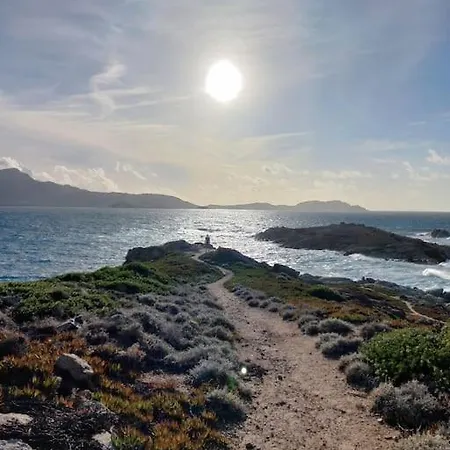 Les Voutes De Pascaline, Vue Sur Mer Et Montagne *