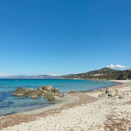 Les Voutes De Pascaline, Vue Sur Mer Et Montagne *