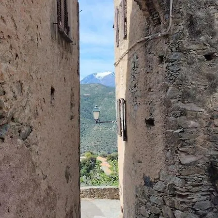 Les Voutes De Pascaline, Vue Sur Mer Et Montagne